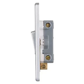 Schneider Electric Ultimate Low Profile 16AX 1-Gang Intermediate Switch Brushed Chrome with White Inserts 6 Schneider Electric Ultimate Low Profile 16AX 1-Gang Intermediate Switch Brushed Chrome with White Inserts - Image 4