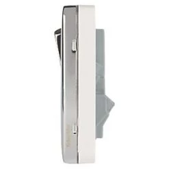 Schneider Electric Lisse Deco 13A 1-Gang SP Switched Socket + 2.1A 2-Outlet Type A USB Charger Polished Chrome with White Inserts -Chrome Switches & Sockets Sales 576FF A2