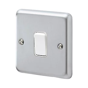 MK Albany Plus 10AX 1-Gang 2-Way Switch Brushed Chrome with White Inserts 3 MK Albany Plus 10AX 1-Gang 2-Way Switch Brushed Chrome with White Inserts