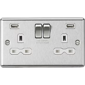 Knightsbridge CL9224BCW 13A 2-Gang SP Switched Socket + 2.4A 2-Outlet Type A USB Charger Brushed Chrome with White Inserts 3 Knightsbridge CL9224BCW 13A 2-Gang SP Switched Socket + 2.4A 2-Outlet Type A USB Charger Brushed Chrome with White Inserts